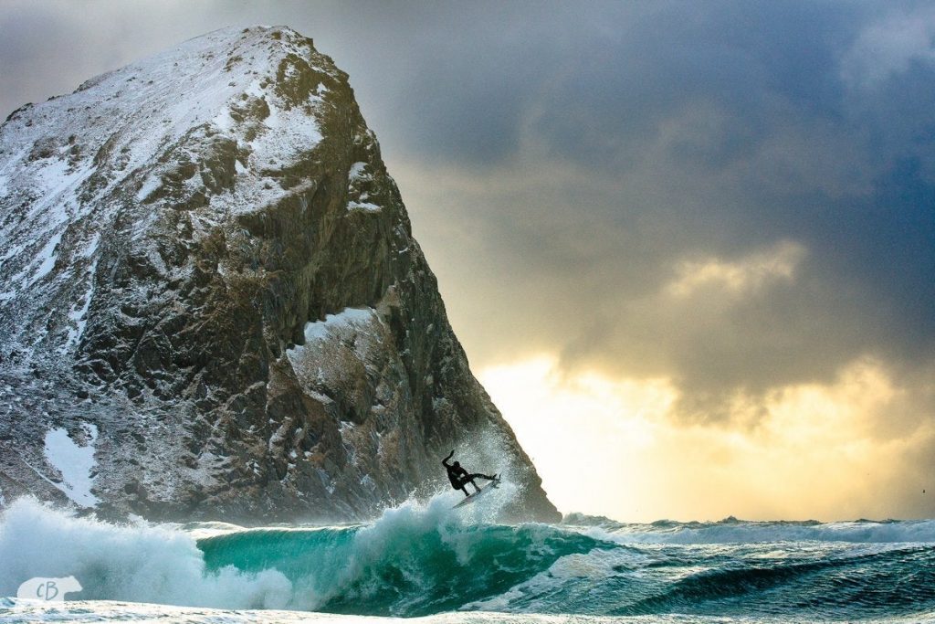 Sunnfjord Waves